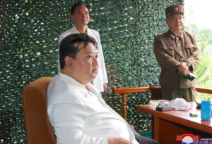 Kim Jong-un é fotografado 