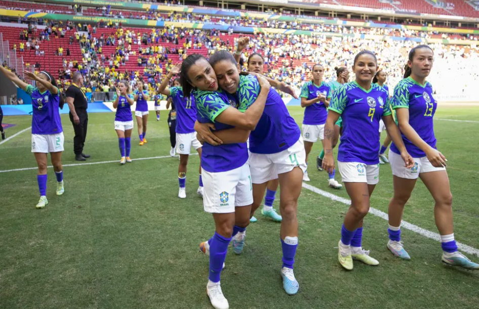 Ponto facultativo em jogos da Seleção feminina